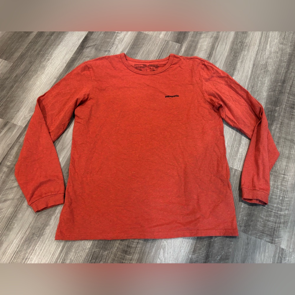 Woman’s Patagonia Long Sleeve Crewneck Responsibill-Tee in Burnt Orange - Size M